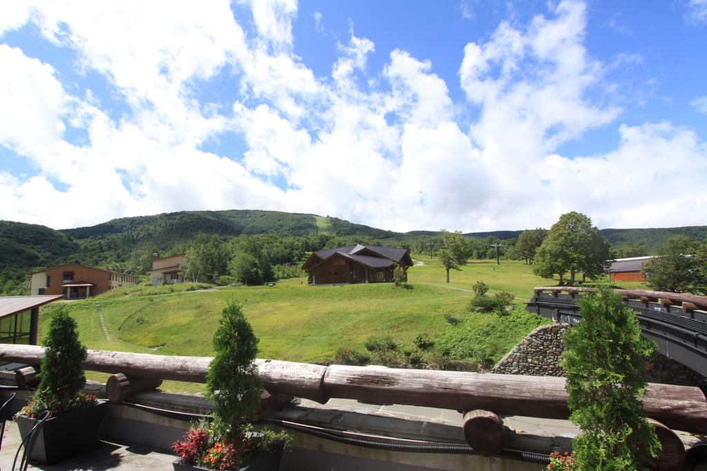 Okushiga Kogen Hotel Yamanouchi  Exterior foto